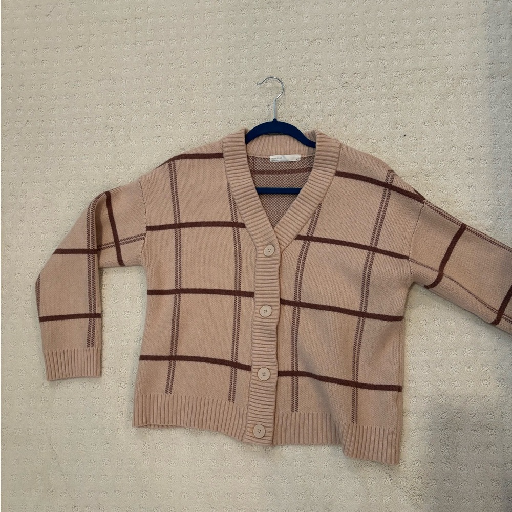 Oak + Fort Beige Plaid Oversized Cardigan - Picture 5 of 10